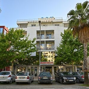 Hotel Vila Emes